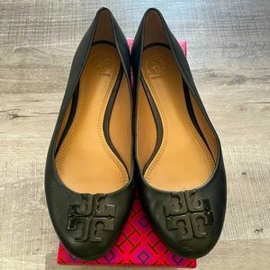 Tory Burch Lowell 2 Black Leather Ballet Flats